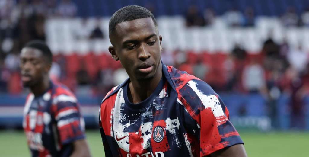 Pide irse del PSG por William Pacho: le quitó el puesto y no juega más