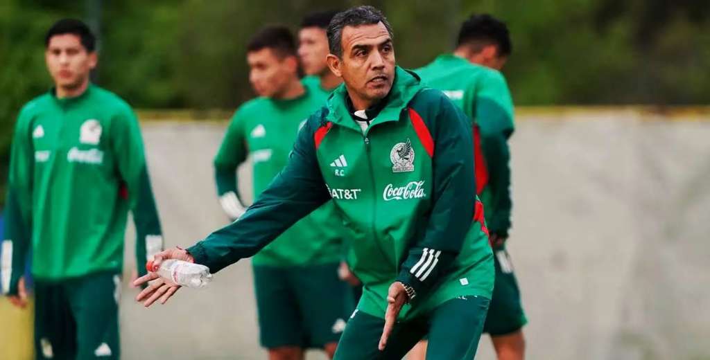 Escándalo en la Selección de México: se indignó por una decisión y renunció