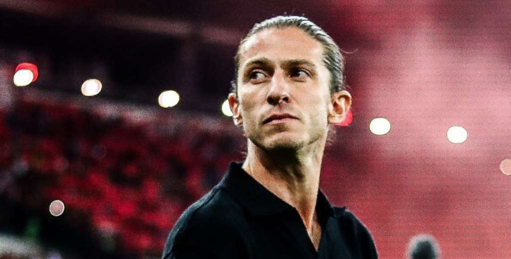 Flamengo pagó 18 millones y seis meses después, Filipe Luis lo borró del club