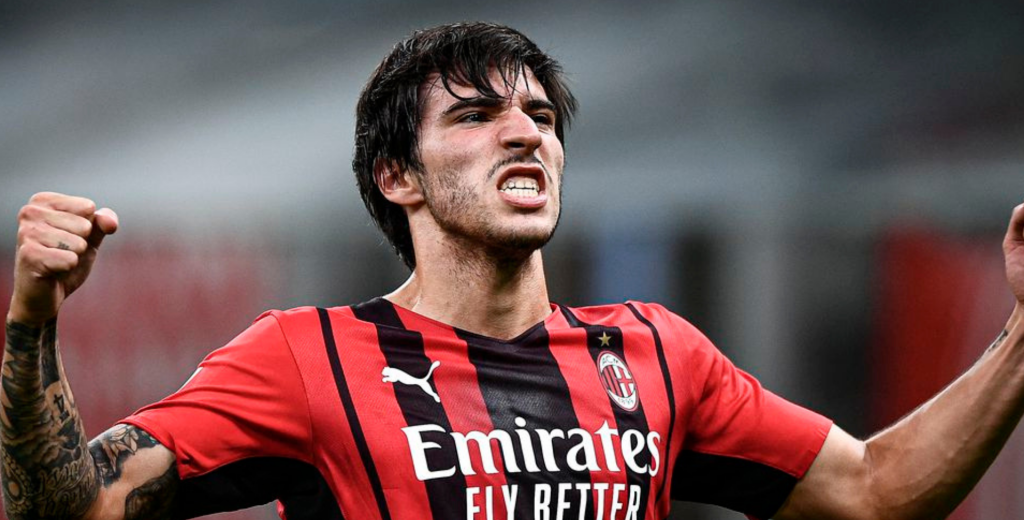 ¿La traición del año? Tonali prometió jugar solo en AC Milan y ahora negocia con ellos...