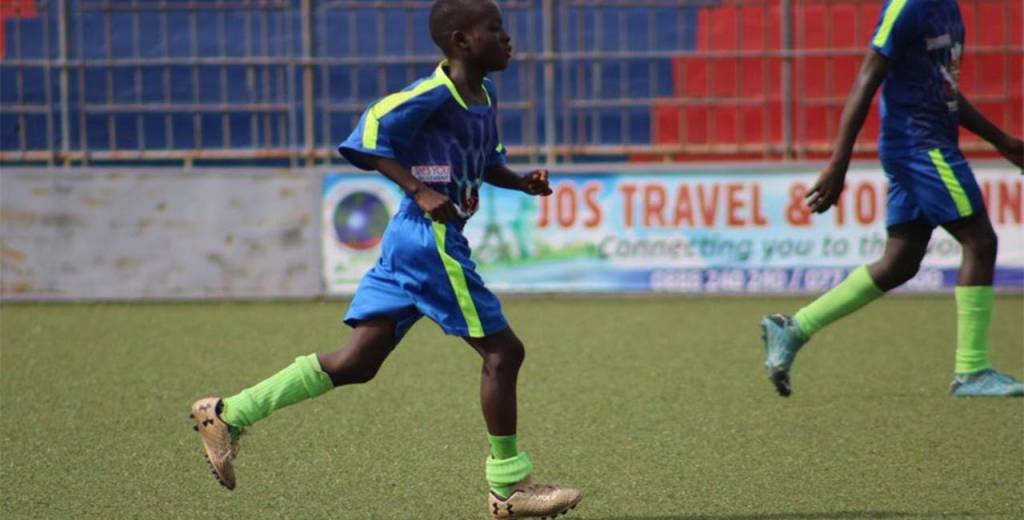 Eric Marshall, el niño de 10 años que debutó en primera