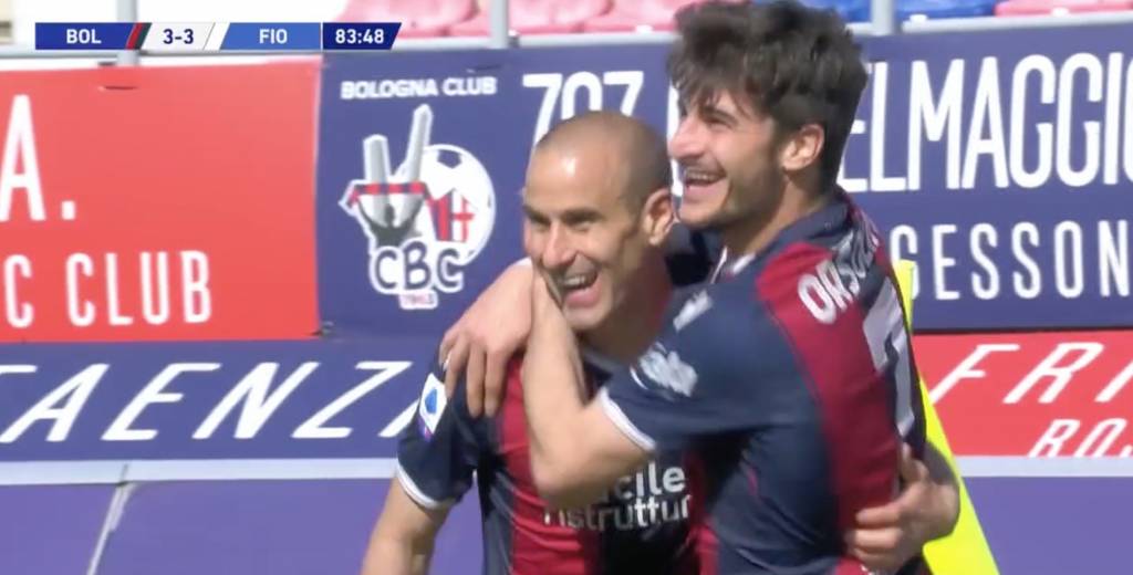 Rodrigo Palacio metió tres goles para Bologna