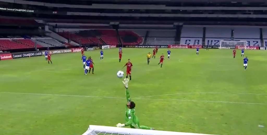 Con  este golazo Cruz Azul está en semifinales de la ConcaChampions