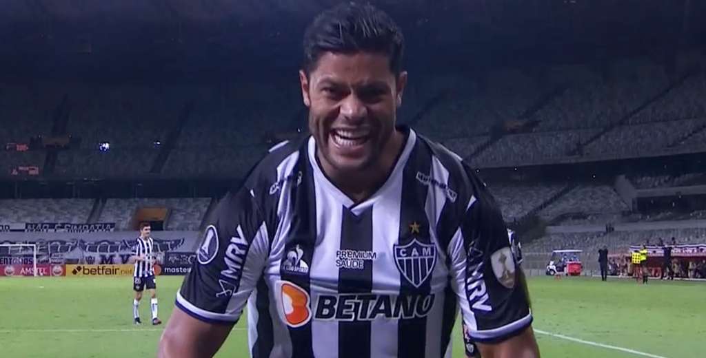 El golazo de Hulk para Atlético Mineiro