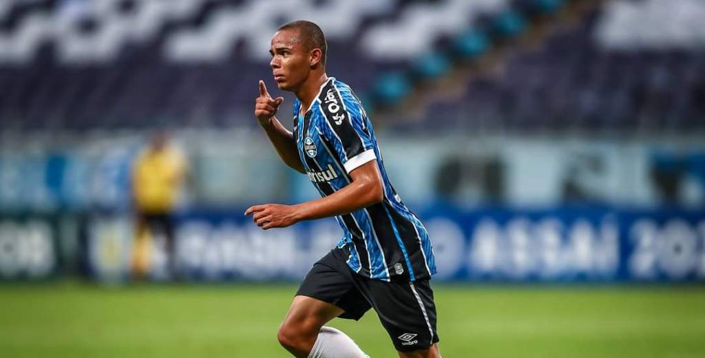 Es lateral, brasileño, joven promesa y marcó este golazo  para Gremio