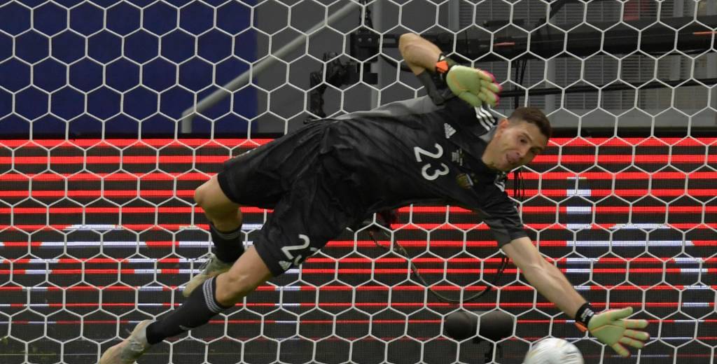 ¡Argentina, a la final de la Copa América gracias a Emiliano Martínez!