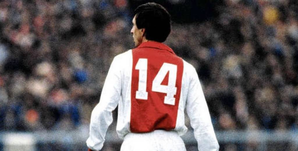 Adidas lanzó nueva camiseta del Ajax en honor a Cruyff