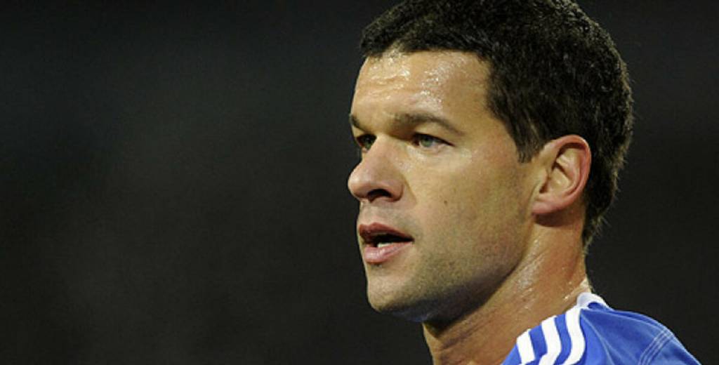 Michael Ballack en su peor momento: recibe la peor noticia de todas