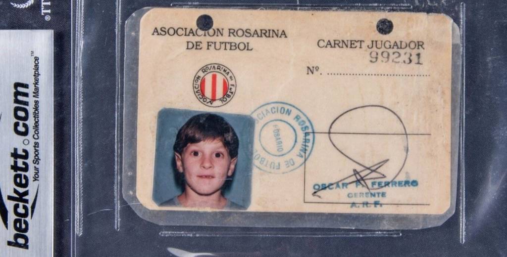 Subastan un carnet de inferiores de Messi por una cifra descomunal