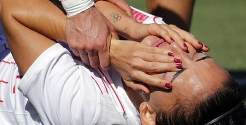 Conmovedor: el gesto solidario de las jugadoras del Sevilla y del Athletic