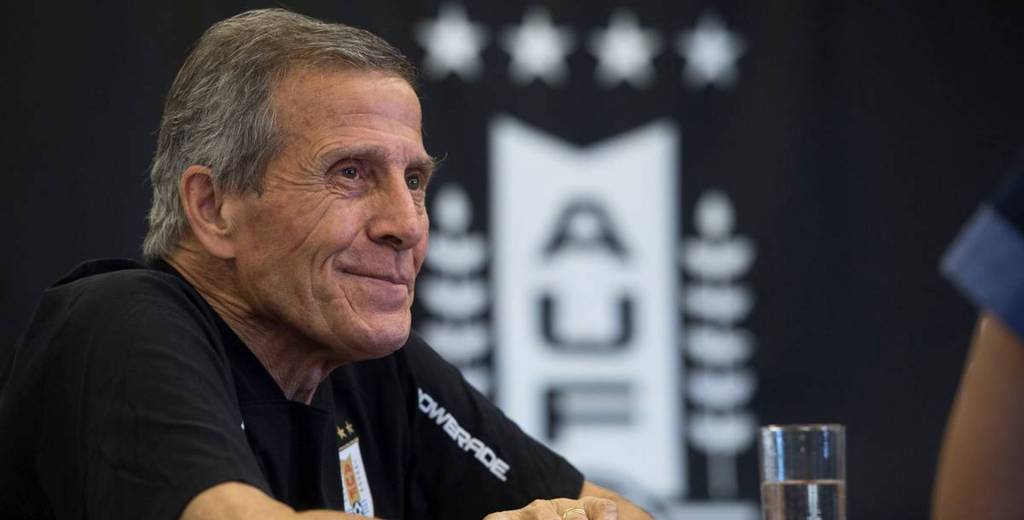 La estrella de Uruguay apoya a Tabárez: "Es el padre de nuestras carreras"