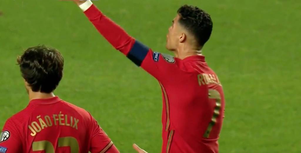 Cristiano explotó con sus compañeros en el 2-1 de Serbia