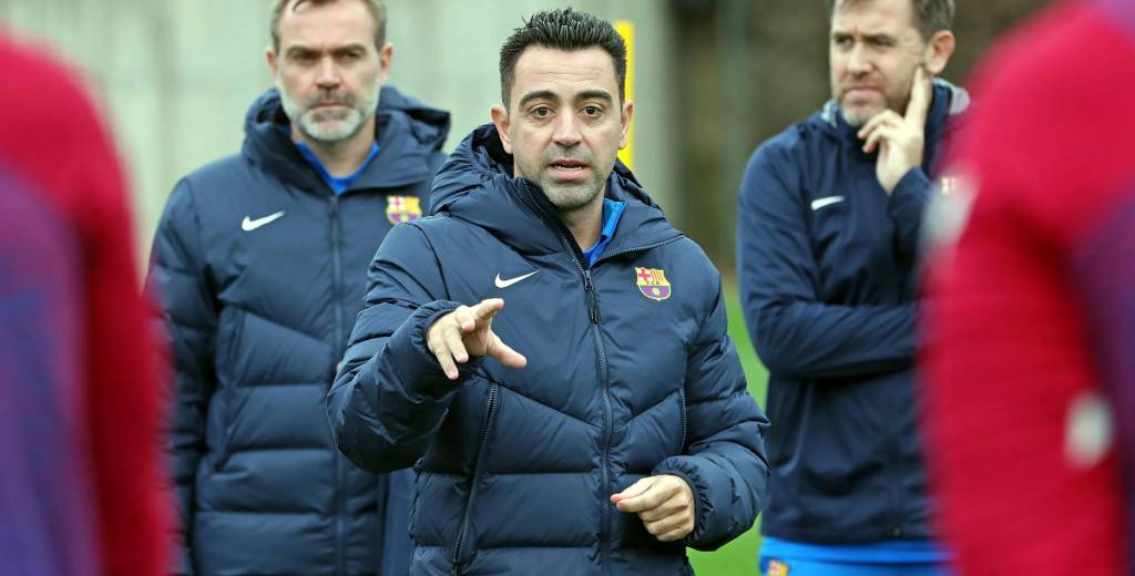 No se quiere ir del Barcelona y Xavi le avisó: "Búscate club"