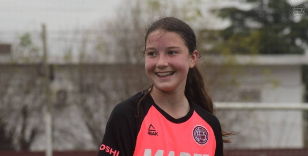 Con 14 años, se convirtió en la argentina más joven en el fútbol profesional 