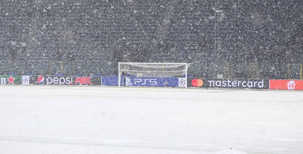 Definían un partido clave de Champions y se suspendió por una nevada