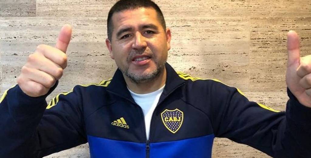 Riquelme lo llamó y quiere volver: el goleador con el que sueña Boca