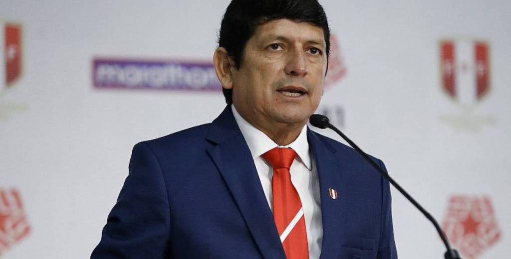 El delirio de Agustín Lozano: "La liga peruana se maneja con capacidad"