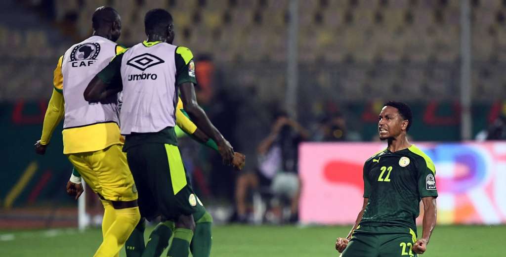 Senegal derrotó 3-1 a Burkina Faso y está en la final de la AFCON