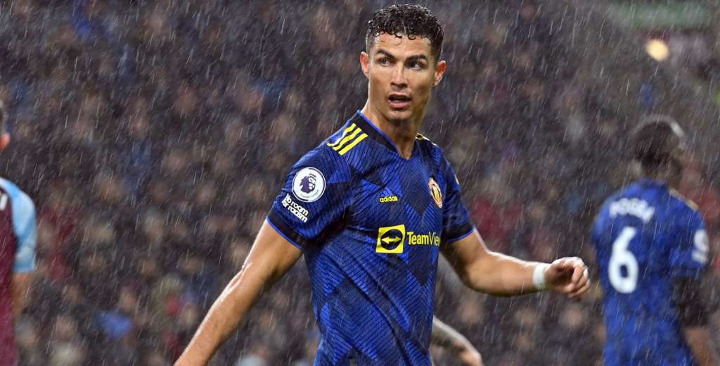 Los hinchas criticaron a Cristiano y él les contestó en Twitter