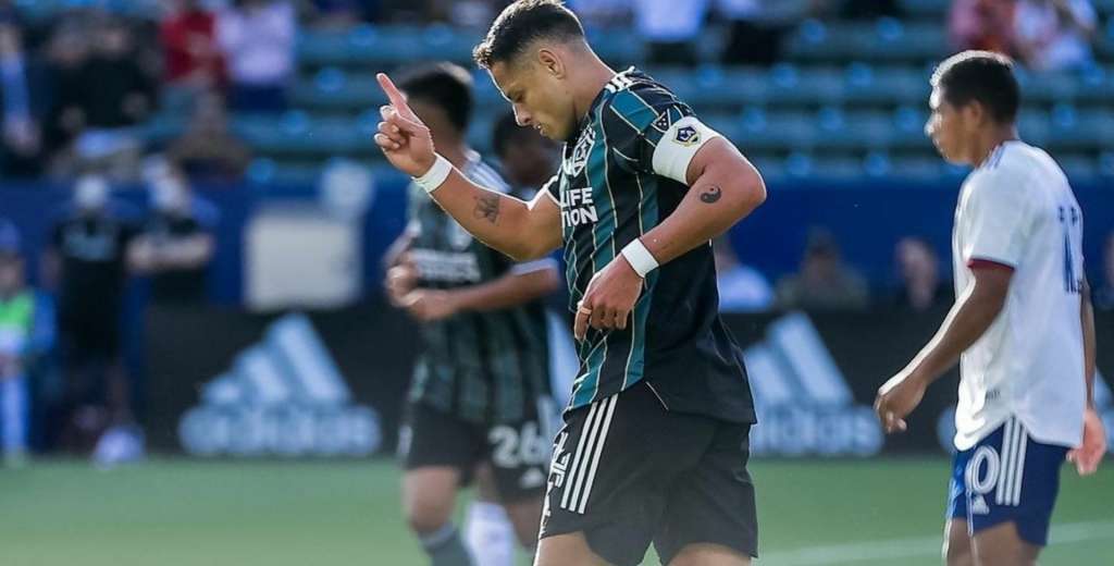 Chicharito intratable:doblete y jugada ´deluxe´ a días del comienzo de la MLS