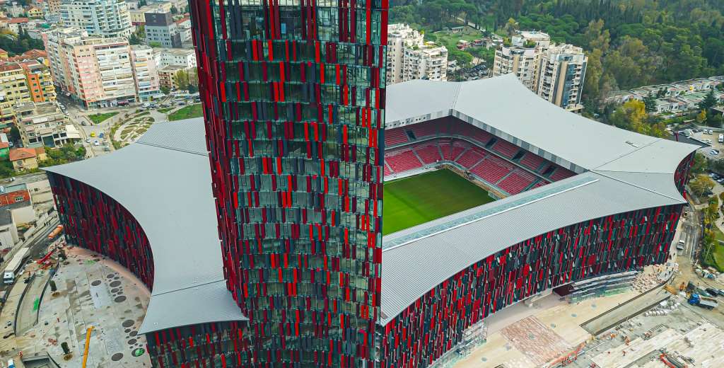 ¡De otro planeta! El exótico estadio que albergará una final europea