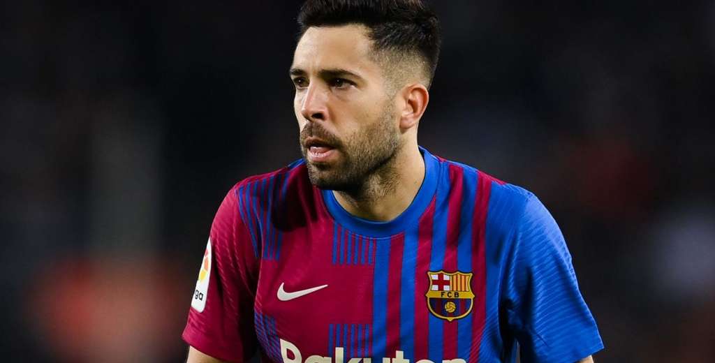 FC Barcelona busca un reemplazo para Alba: ofrecieron a un exReal Madrid