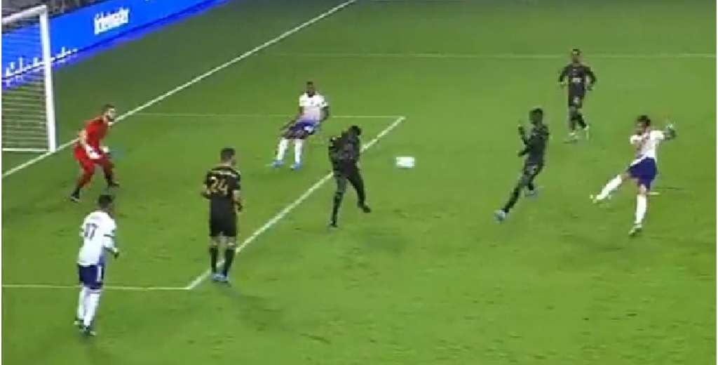 Alexandre Pato reaparece con este golazo: metió esta impresionante volea