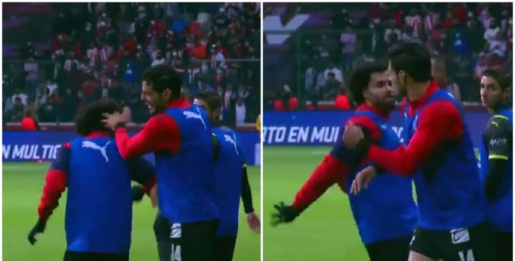 Escándalo en el fútbol mexicano: dos jugadores de Chivas a los golpes 