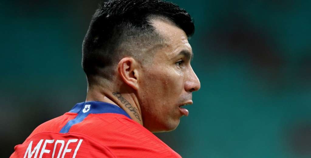 Medel reventó a todo Chile: "No saben nada, jugamos siempre los mismos"