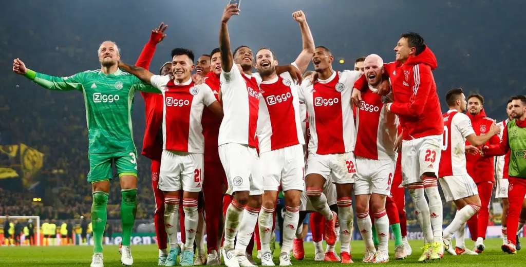 Salió campeón con el Ajax y reveló en los festejos: "Me iré al Bayern"