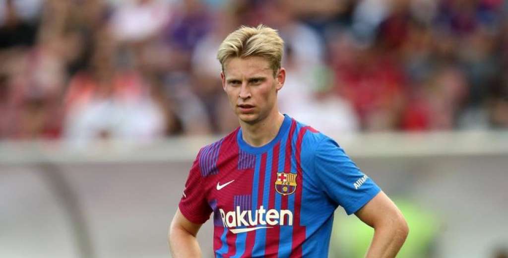 Manchester United: De Jong would prefer Champions League football