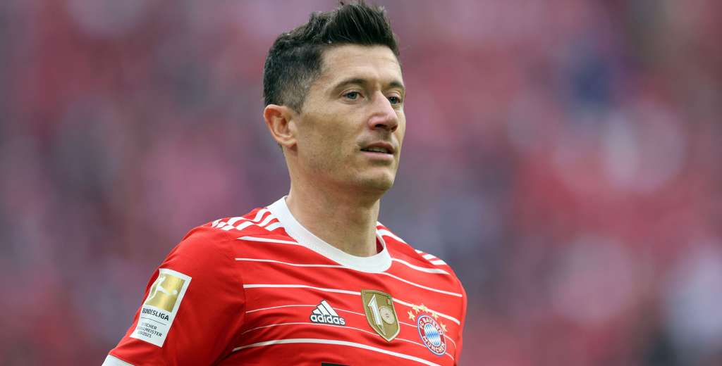 Chau: "Si viene Lewandowski, el Barcelona lo venderá a él"