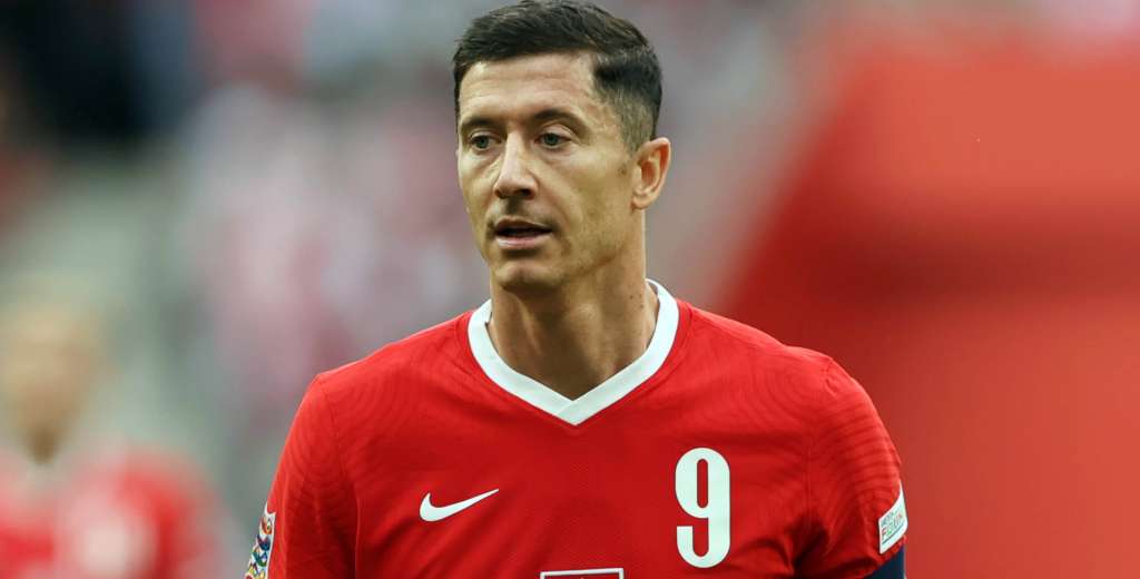 Golpe al Barcelona: "Lewandowski jugará aquí la próxima temporada"