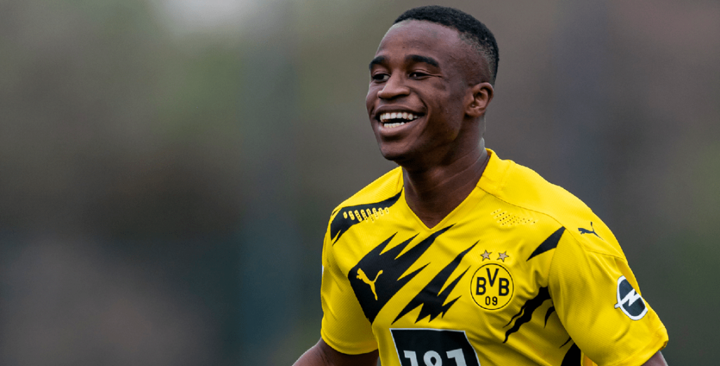 HOW MUCH? Borussia Dortmund wonderkid wants a crazy deal