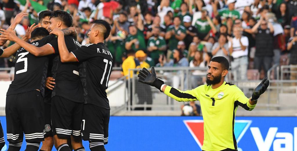 Perdió 7-0 México y se escapó de la concentración