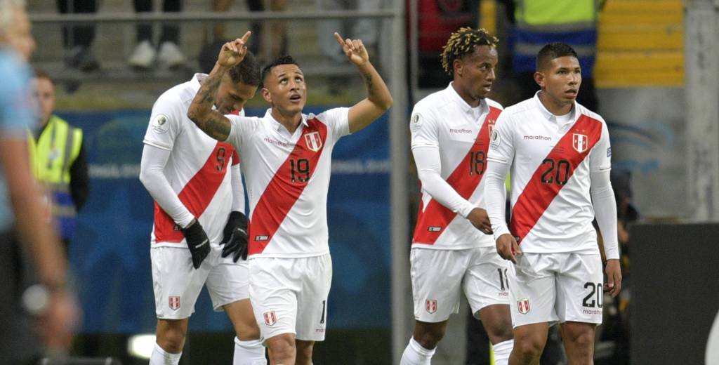 Perú jugó un partidazo, goleó al campeón Chile y jugará la final con Brasil