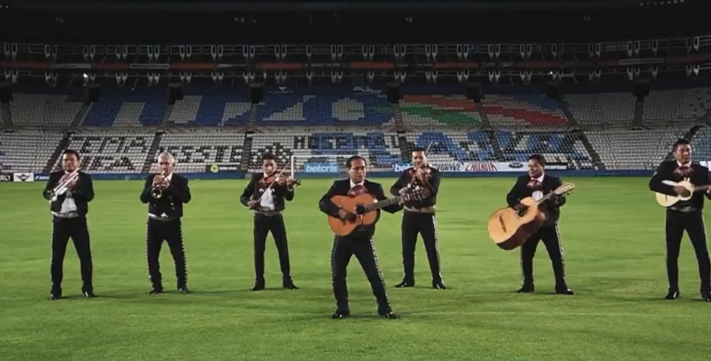 Pachuca presenta con todo y Mariachi a su nuevo refuerzo 