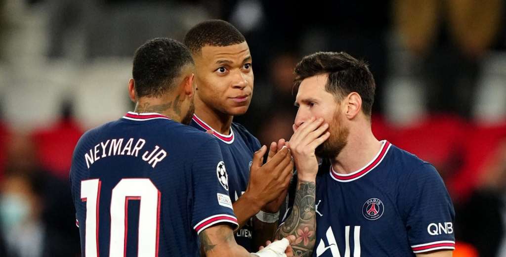 Mbappé, Messi y Neymar no alcanzan: el PSG va por otro delantero estrella