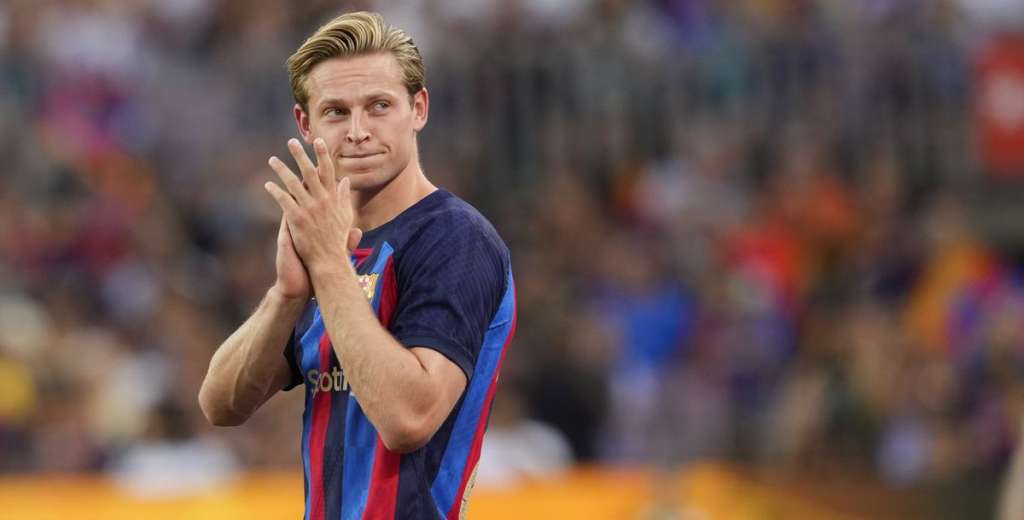 "They treat him like a PIECE OF MEAT": Ex player blasts Barça over De Jong