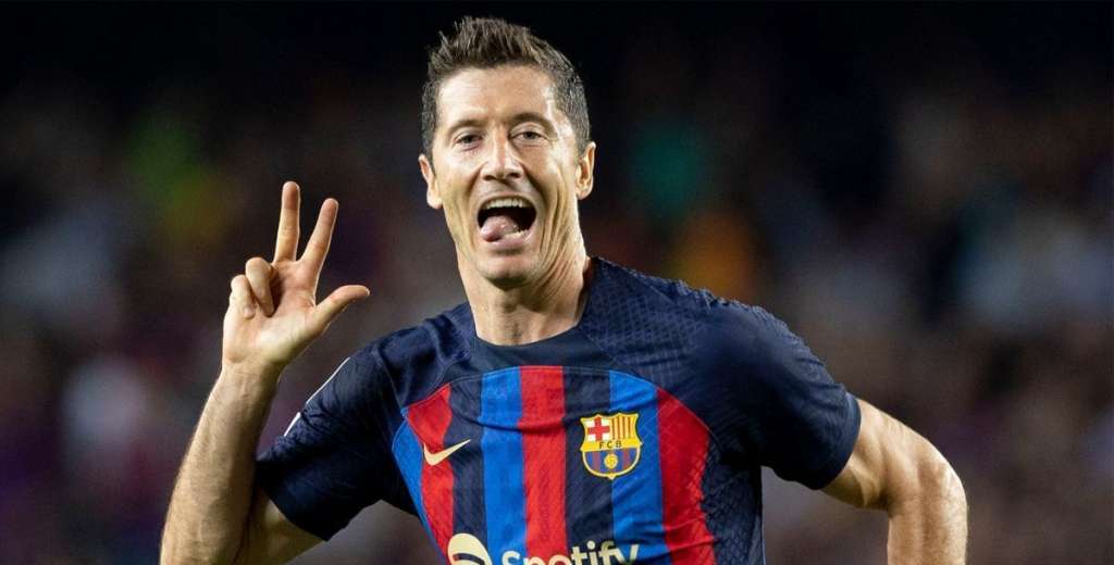 Lewandowski enamora al FC Barcelona: "Es fantástico, todo lo que toca es gol"