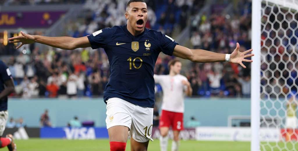 Con Mbappé como figura, Francia venció a Dinamarca y es el primer clasificado