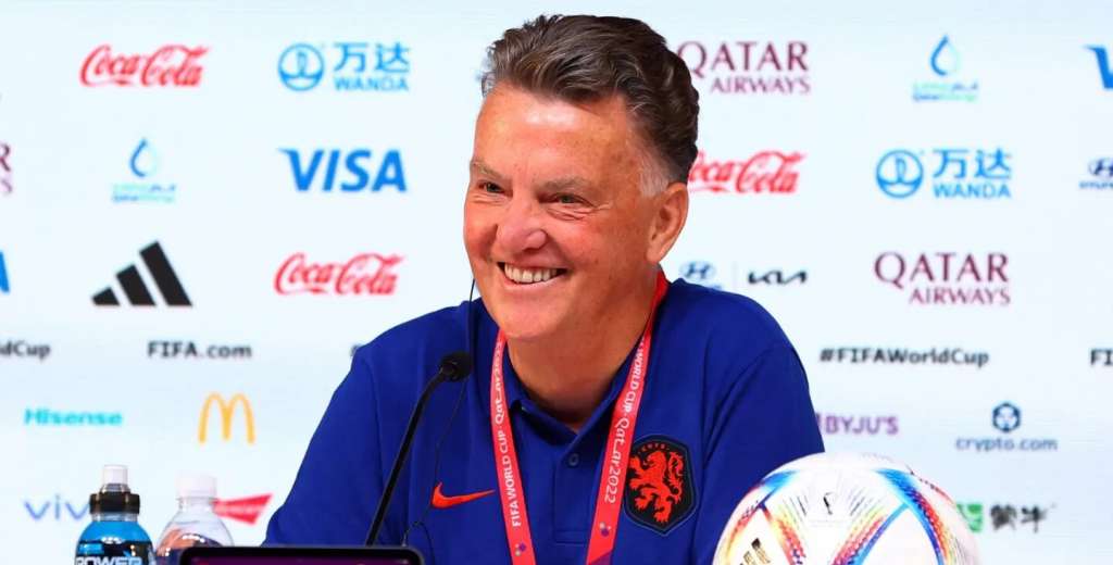 A Van Gaal no le preocupa Brasil: Le preguntaron por ellos y los descartó