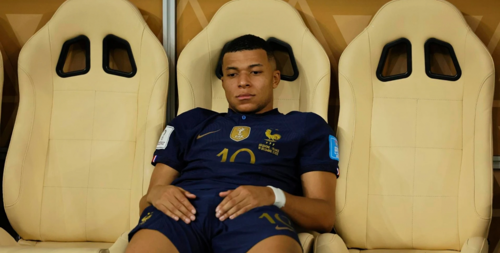 Un excampeón del mundo muy duro con Mbappé: "No es un líder y menos un capitán"