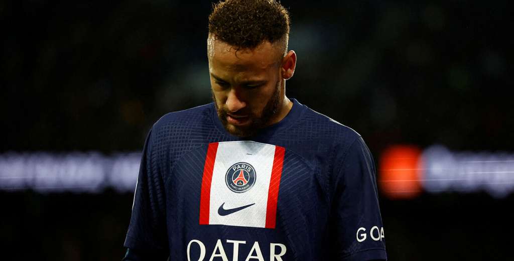 Arde el PSG: la reacción de Neymar tras su insólita expulsión...