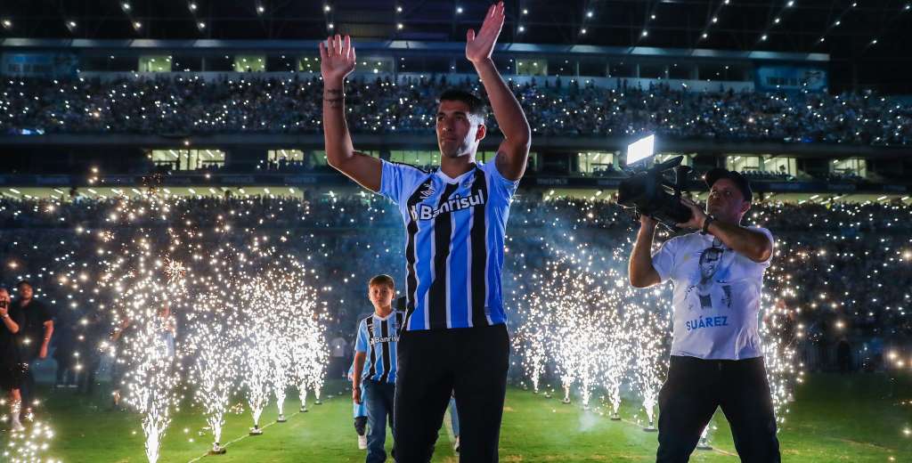 Histórico: el impresionante recibimiento del Gremio a Luis Suárez