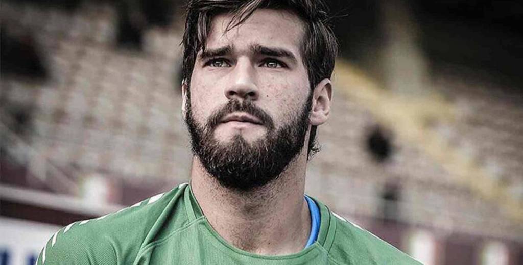 Devastado por su padre: ¿Alisson se retira del fútbol?