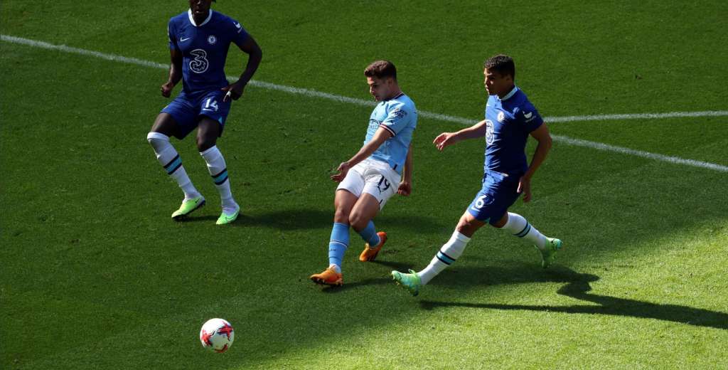 Golazo: Julián Álvarez quedó solo y definió perfecto