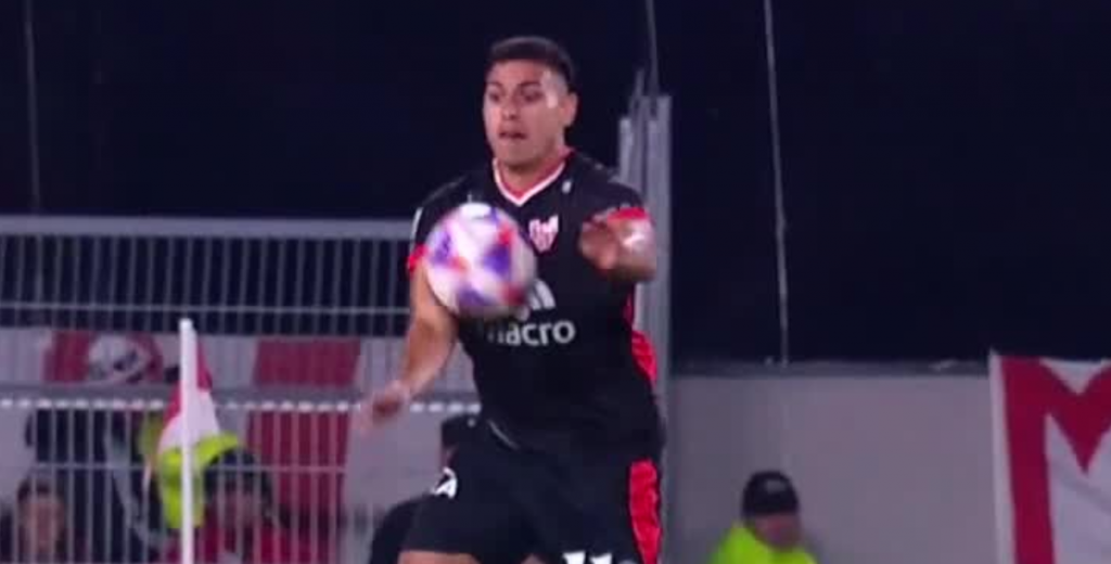 ¿Y esto? El polémico gol que le cobraron en contra a River Plate