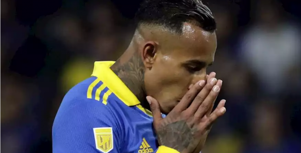 Lo que faltaba en Boca: Villa pagó de la peor manera e intimó al club