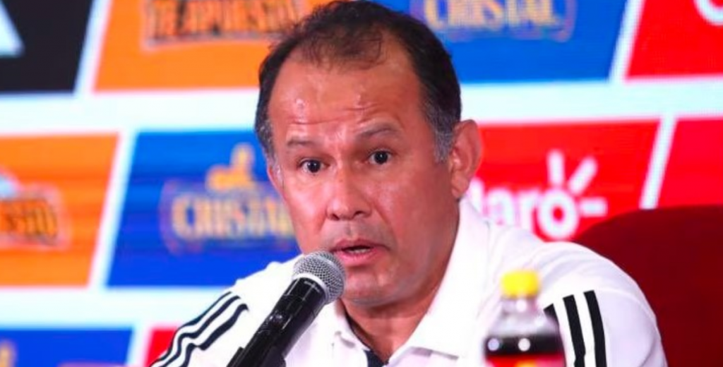 La Selección Peruana ya tiene lista oficial y Juan Reynoso fue muy criticado